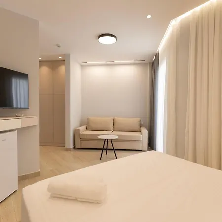 Sirena Garden Отель 3*
