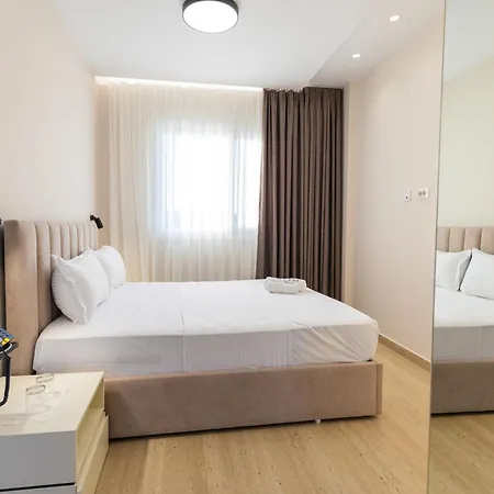 Sirena Garden 3*