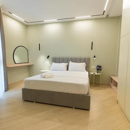 Sirena Garden Отель 3*